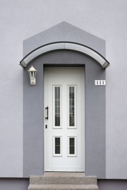 Une Entrée De Maison Mise En Valeur La Marquise De Porte